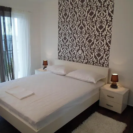 House Karlo - One-bedroom With Two Balconies And Sea View A5 * Omiš